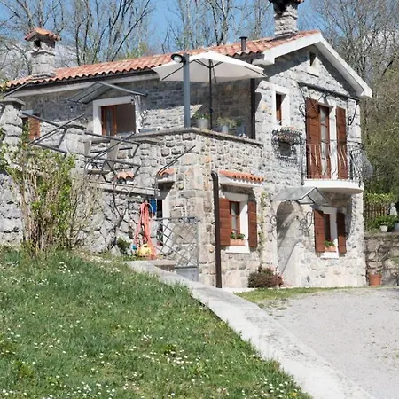 Nature Escape By Guide Vila