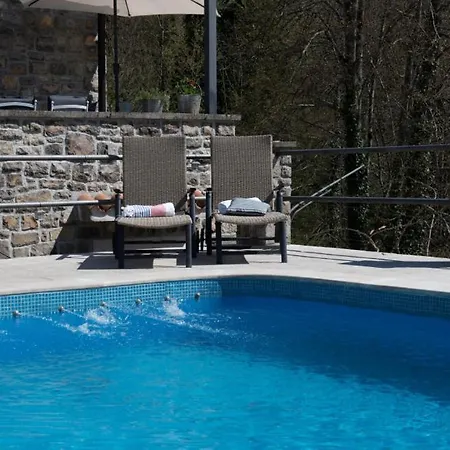 Nature Escape By Guide Jurdani