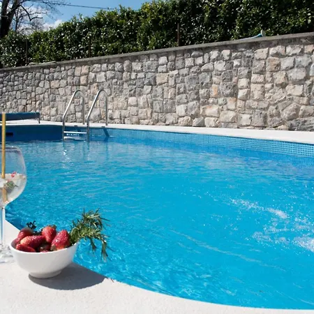 Villa Nature Escape By Guide