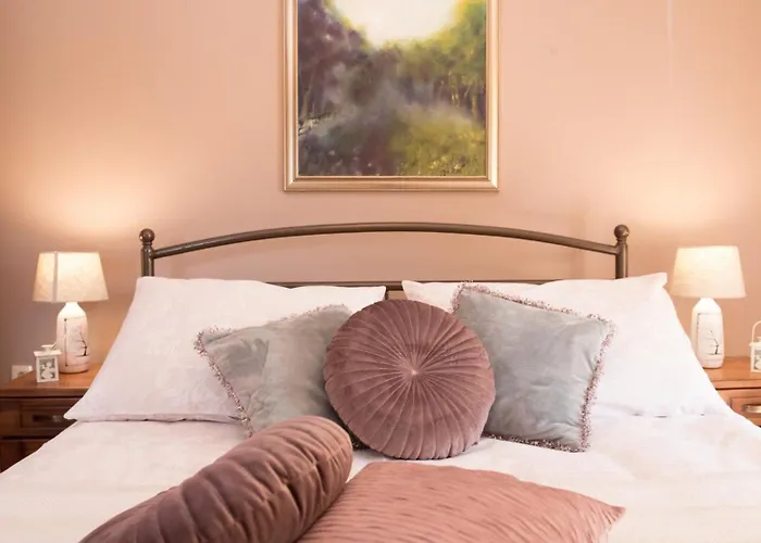 Nature Escape By Guide