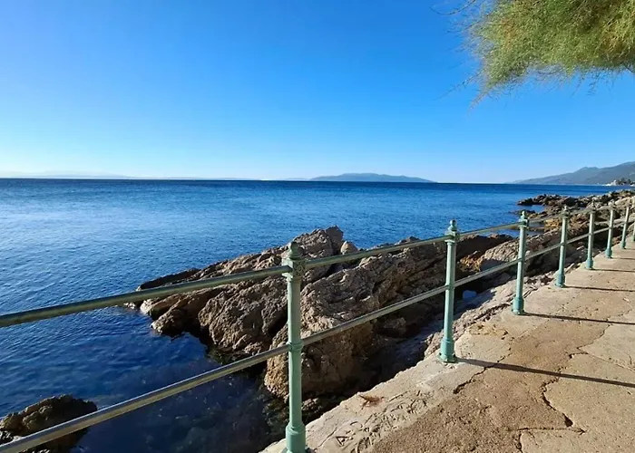 Vila Nature Escape By Guide Jurdani