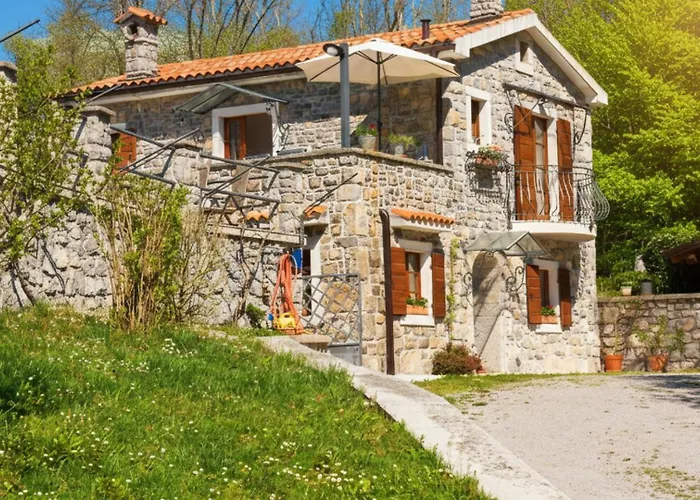 Villa Nature Escape By Guide Jurdani